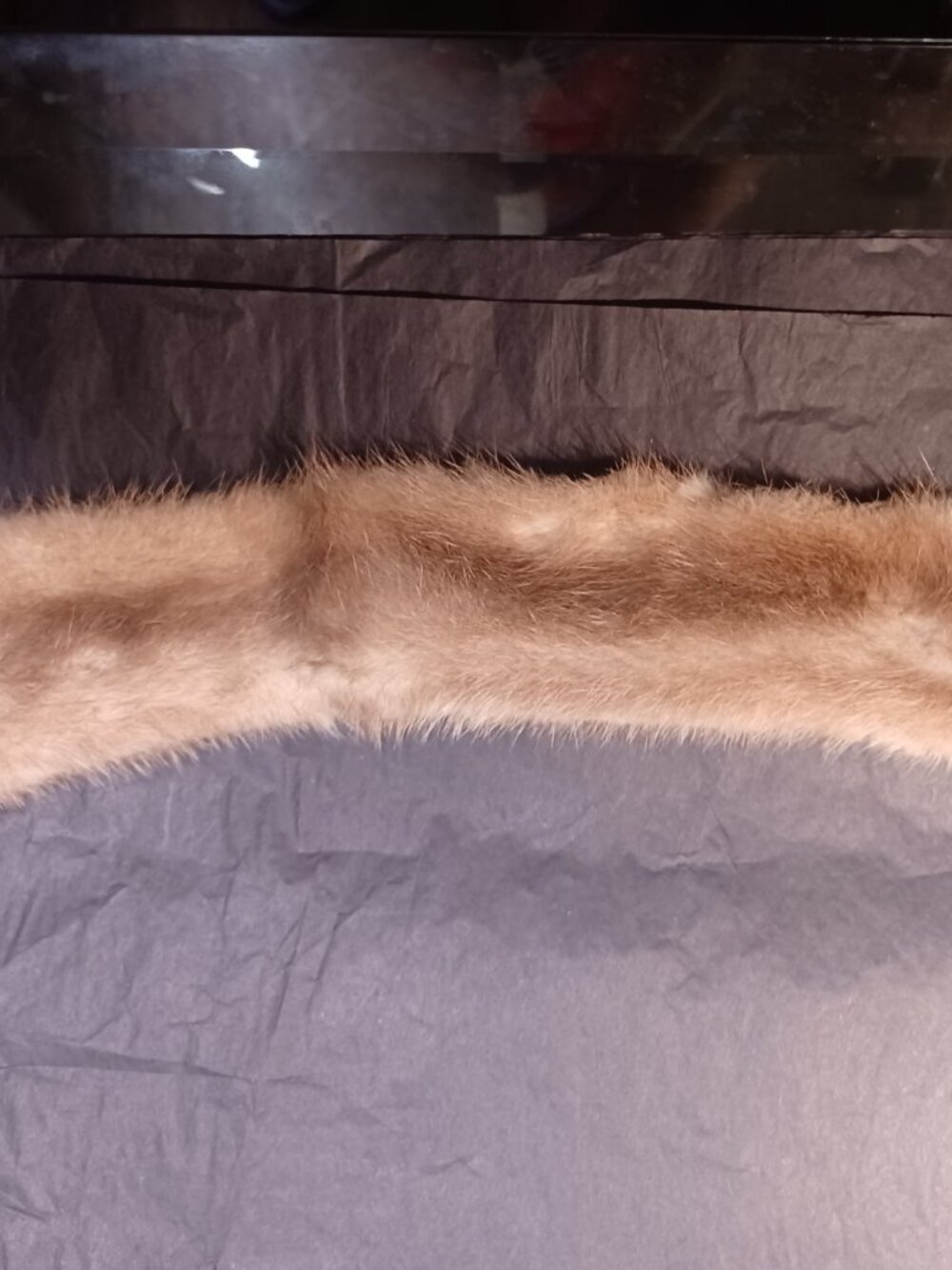 Pieces of Scrap Fur - Mink - Great For Small Projects - Picture 12 of 14